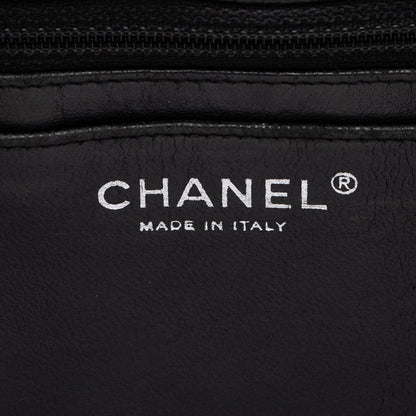 Chanel Caviar Leather Classic Maxi Single Flap Bag (SHF-tdUQSa)
