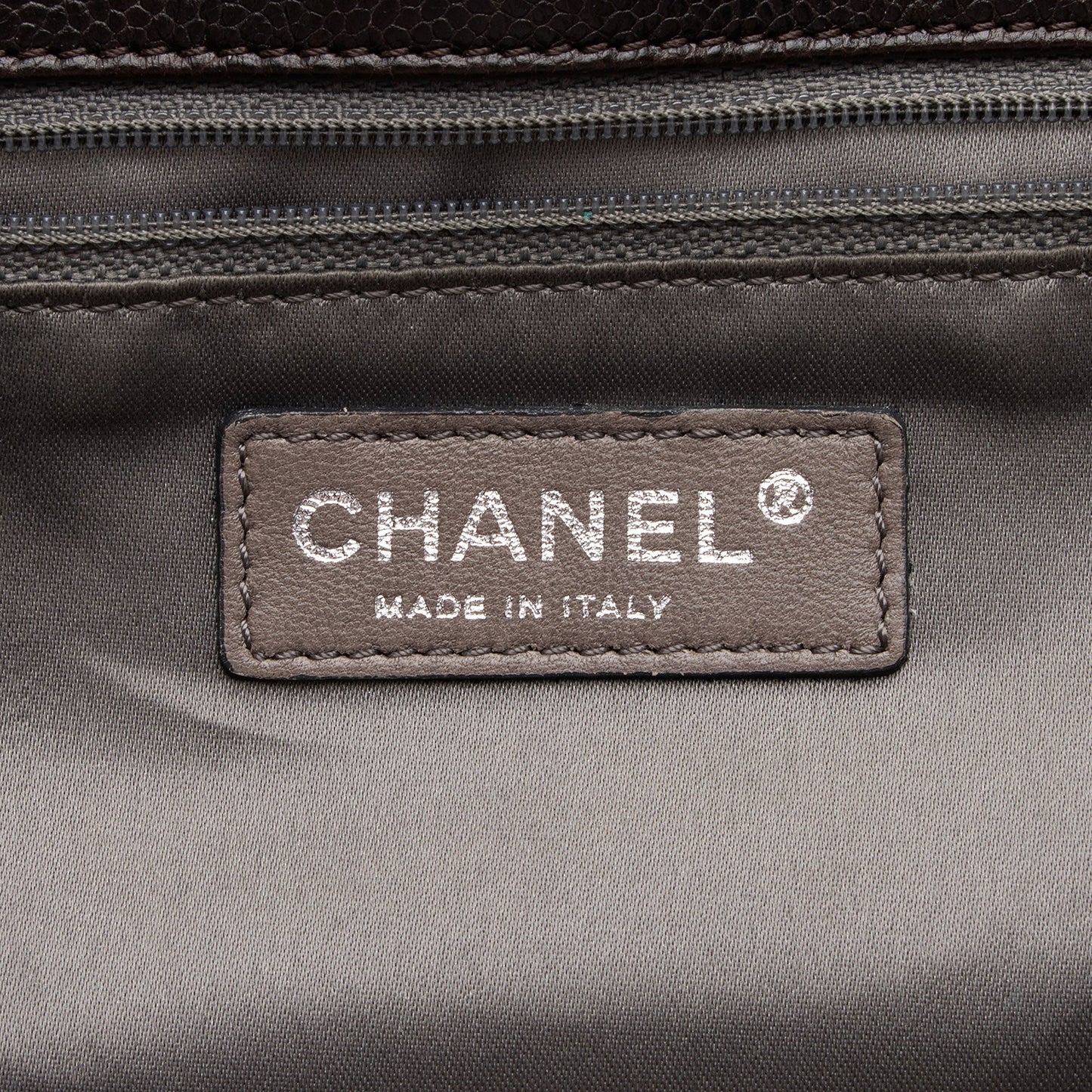 Chanel Caviar Leather Pocket In The City Accordion Flap Bag (SHF-7yhvso)