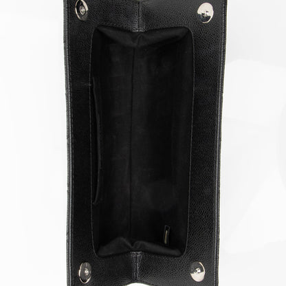 Chanel Caviar Leather Timeless CC Frame Clutch (SHF-22756)