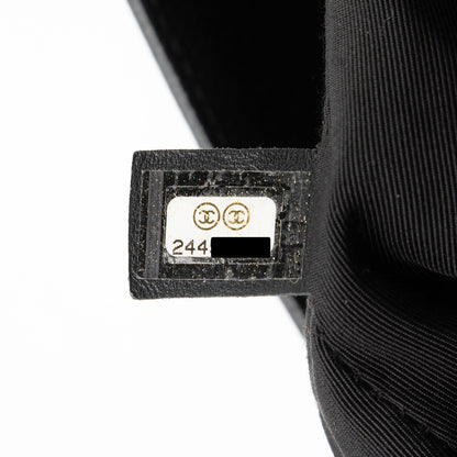 Chanel Caviar Leather Urban Companion Tote (SHF-nAN9Fg)