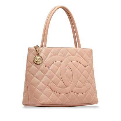 Chanel Caviar Medallion Tote (SHG-EXyzJ7)