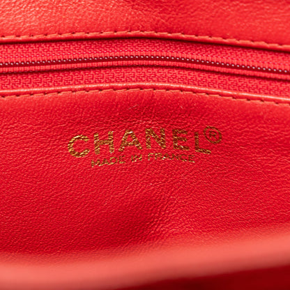 Chanel Caviar Medallion Tote (SHG-Au2Ex1)