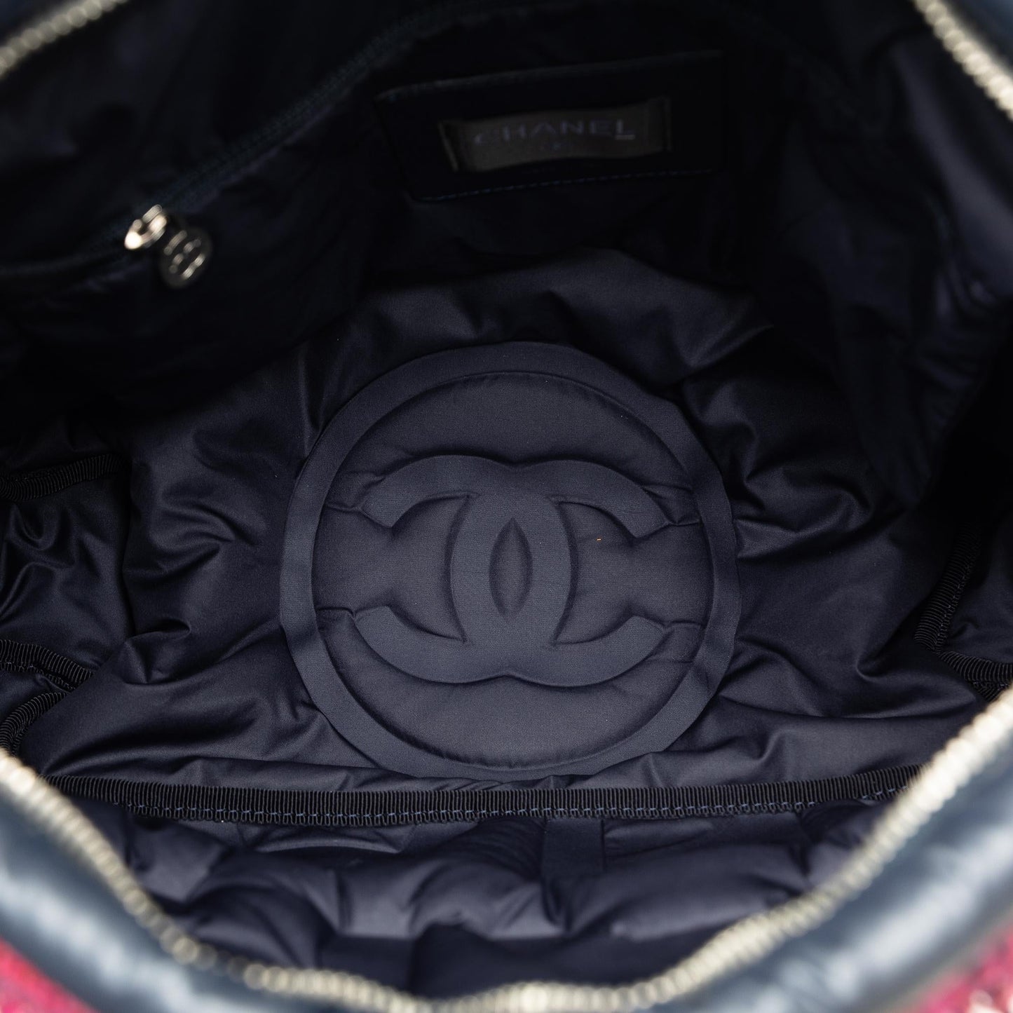 Chanel Doudoune Crossbody Bag (SHG-xAJIJX)