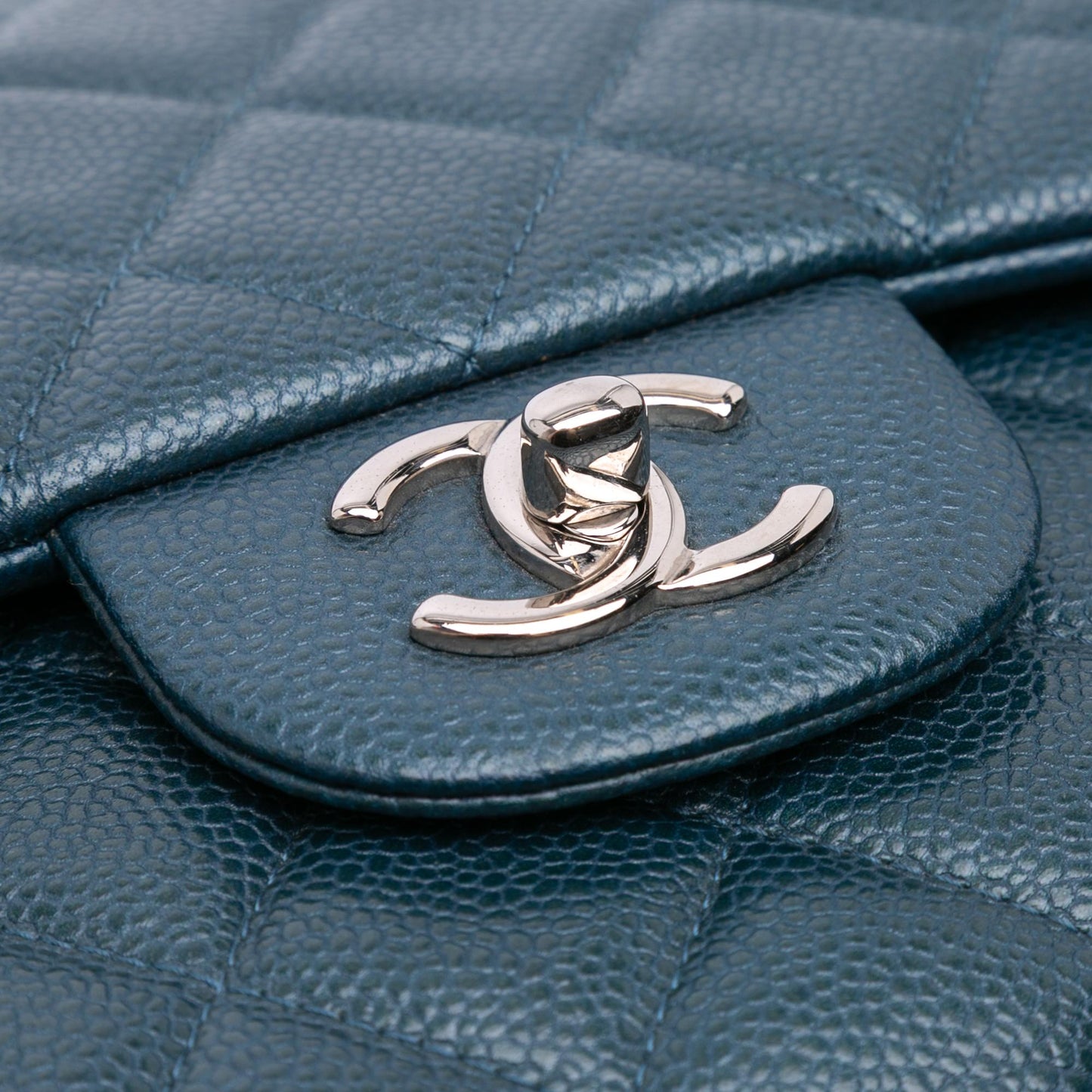 Chanel Jumbo Classic Iridescent Caviar Double Flap