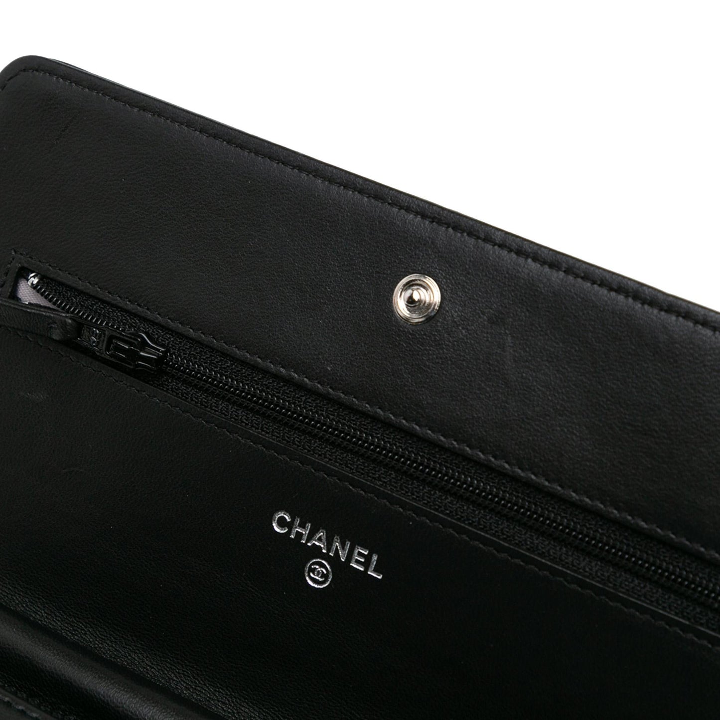 Chanel Lambskin Camellia Embossed Wallet On Chain (SHG-Jgwe48)