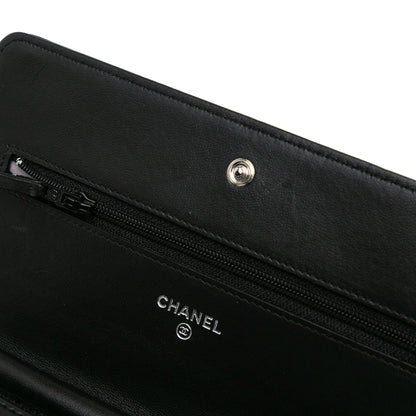 Chanel Lambskin Camellia Embossed Wallet On Chain (SHG-Jgwe48)