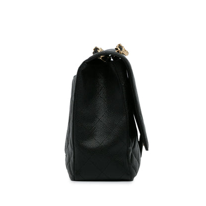 Chanel Maxi Classic Caviar Single Flap Bag (SHG-MTMiOb)