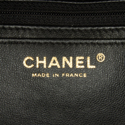 Chanel Maxi Classic Caviar Single Flap Bag (SHG-MTMiOb)