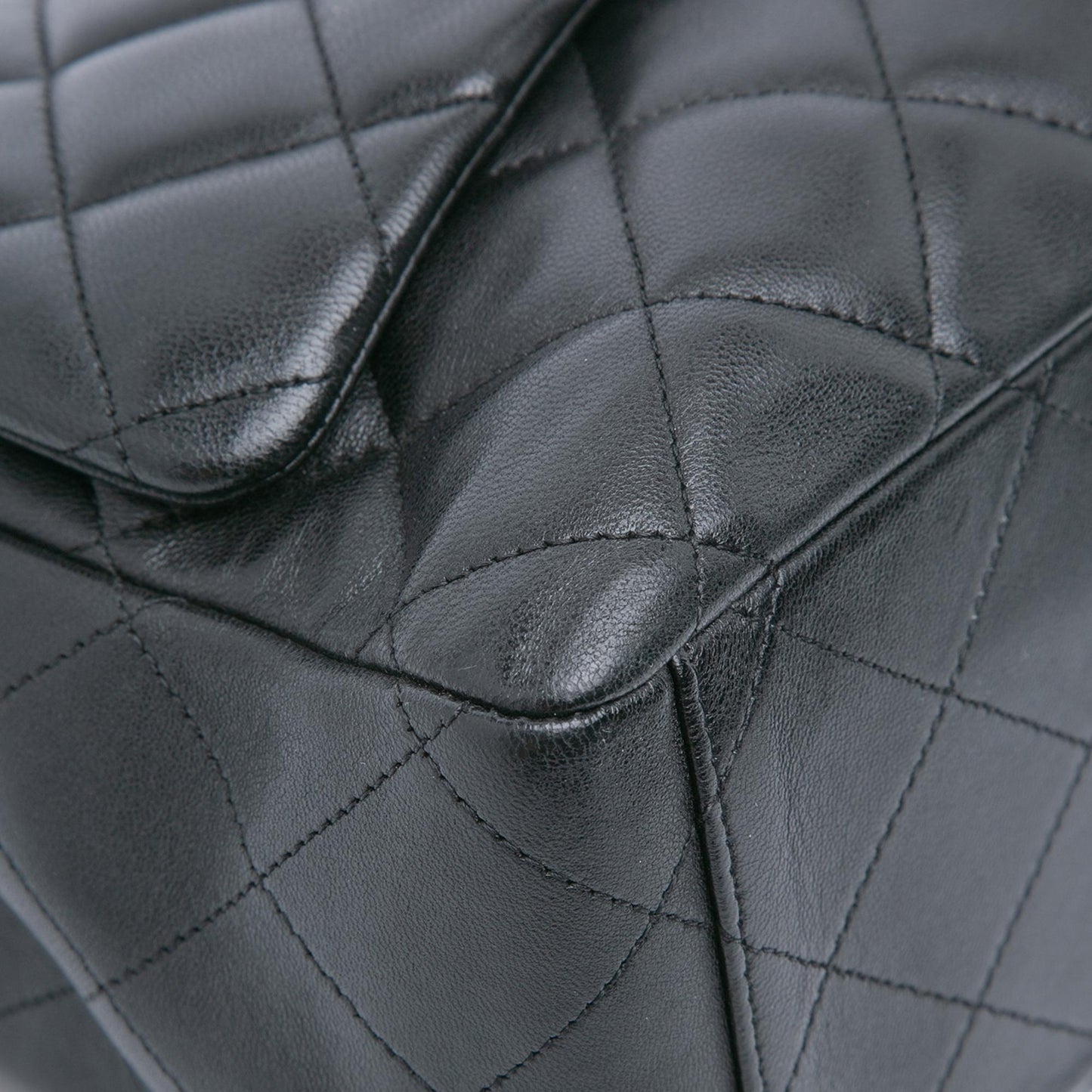 Chanel Maxi Classic Lambskin Single Flap