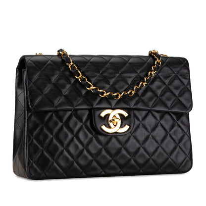 Chanel Maxi XL Classic Lambskin Single Flap (SHG-vNBmIg)