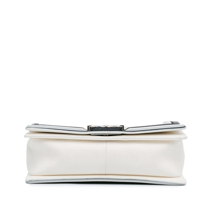 Chanel Medium Bicolor Lambskin and Rubber Boy Flap (SHG-k7sY5d)