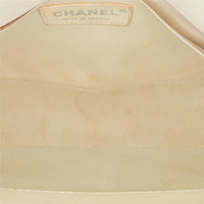 Chanel Medium Bicolor Lambskin and Rubber Boy Flap (SHG-k7sY5d)