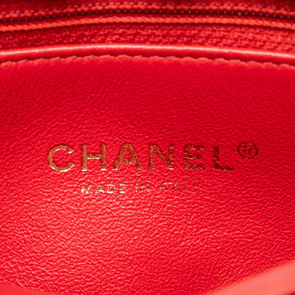 Chanel Medium CC Chevron Lambskin Envelope Flap (SHG-k9drR3)