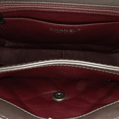 Chanel Medium Calfskin Prestige Flap (SHG-76oR8R)