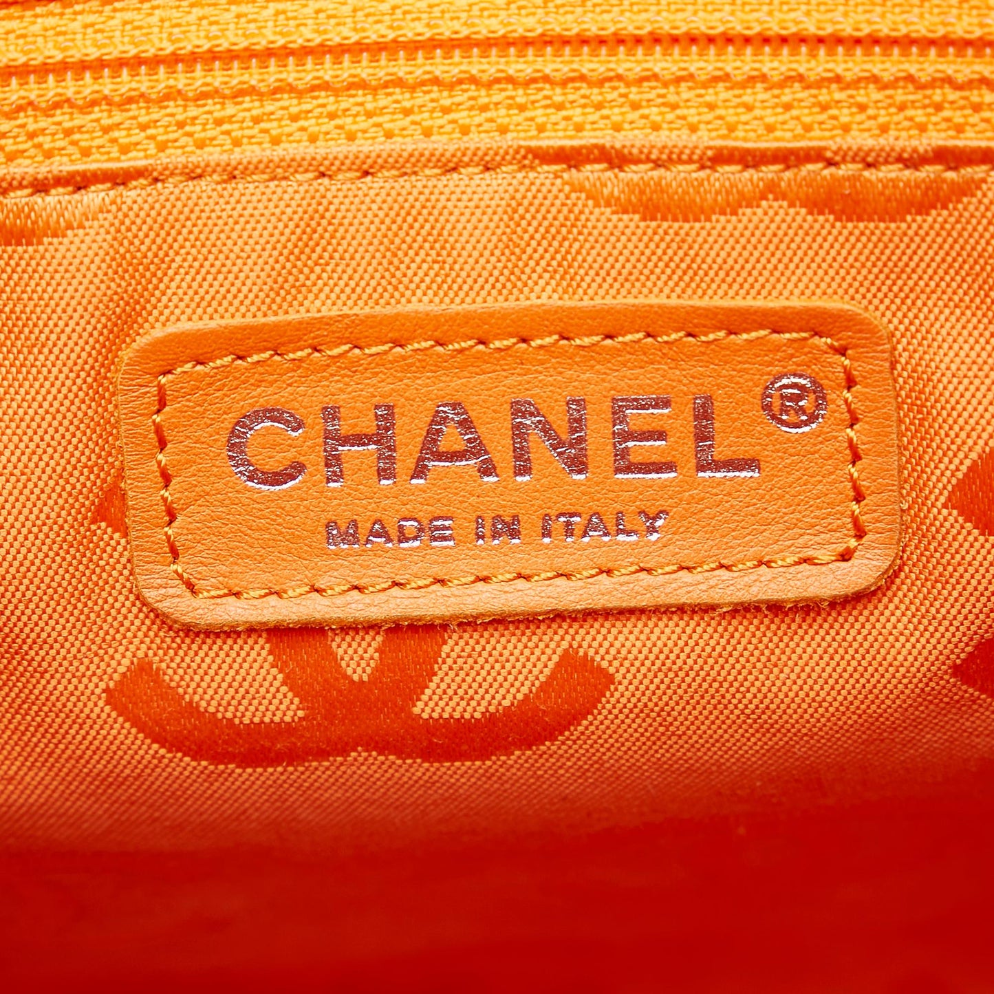 Chanel Medium Cambon Ligne Tote (SHG-FnOs12)