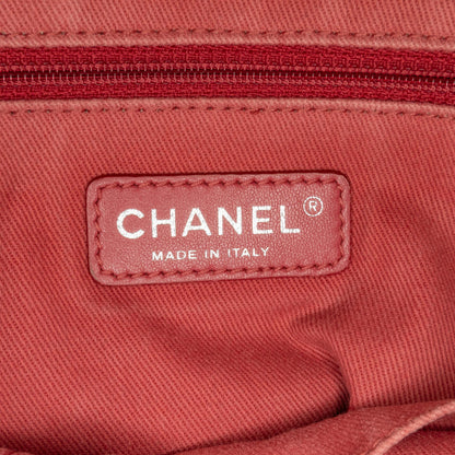 Chanel Medium Canvas Deauville Tote (SHG-6SPuzp)
