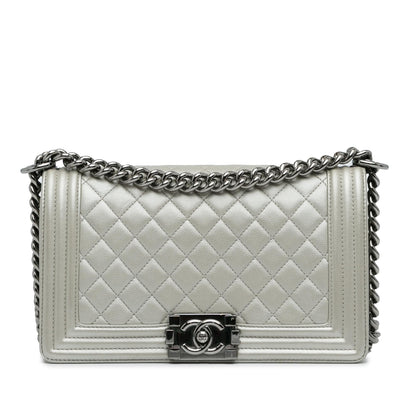 Chanel Medium Caviar Boy Flap Bag (SHG-ajMQXj)