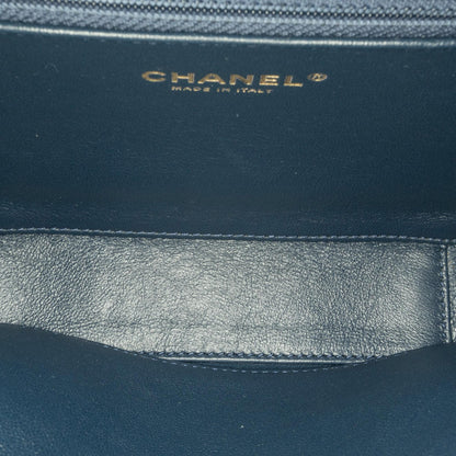 Chanel Medium Caviar CC Filigree Vanity Case (SHG-1tdpwa)