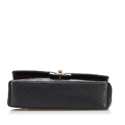 Chanel Medium Classic Lambskin Double Flap (SHG-Vy6wu2)