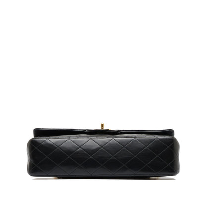 Chanel Medium Classic Lambskin Double Flap (SHG-MLhL0Y)