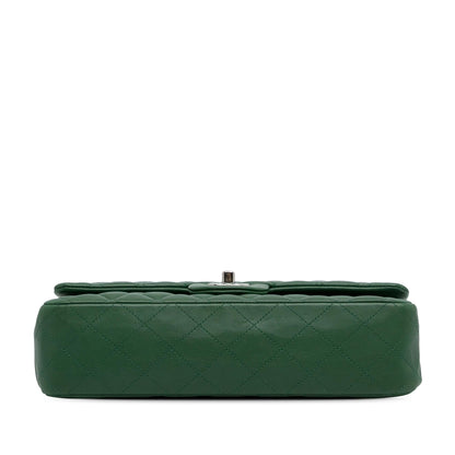 Chanel Medium Classic Lambskin Double Flap (SHG-HhOlbE)