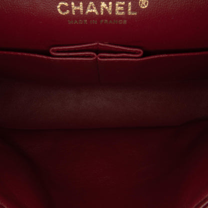 Chanel Medium Classic Lambskin Double Flap (SHG-VyY1OR)