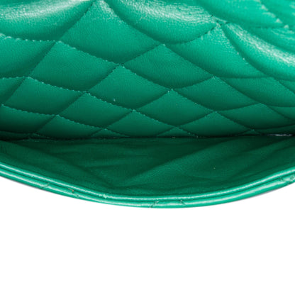 Chanel Medium Classic Lambskin Double Flap (SHG-dUgyW7)