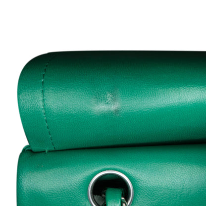 Chanel Medium Classic Lambskin Double Flap (SHG-dUgyW7)