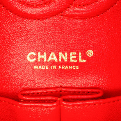 Chanel Medium Classic Lambskin Double Flap (SHG-H1Kink)