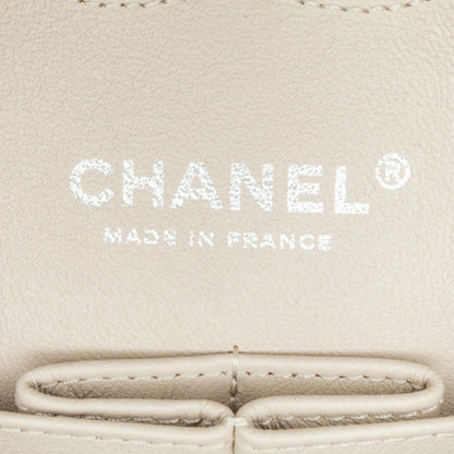 Chanel Medium Classic Lambskin Double Flap (SHG-ouJySv)