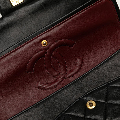 Chanel Medium Classic Lambskin Double Flap (SHG-D4KtDp)