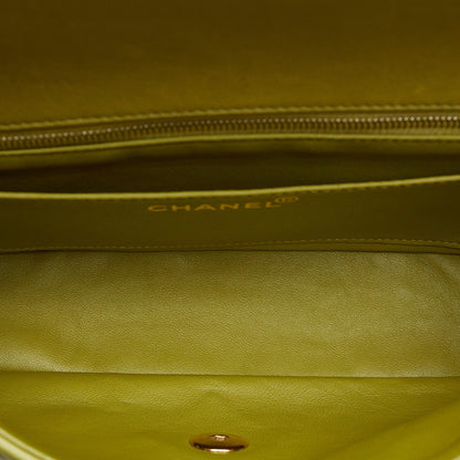 Chanel Medium Classic Lambskin Single Flap (SHG-oaTwdF)