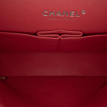 Chanel Medium Classic Patent Double Flap (SHG-GlJ0xg)