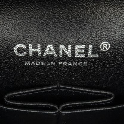 Chanel Medium Classic Patent Double Flap (SHG-RxvttZ)