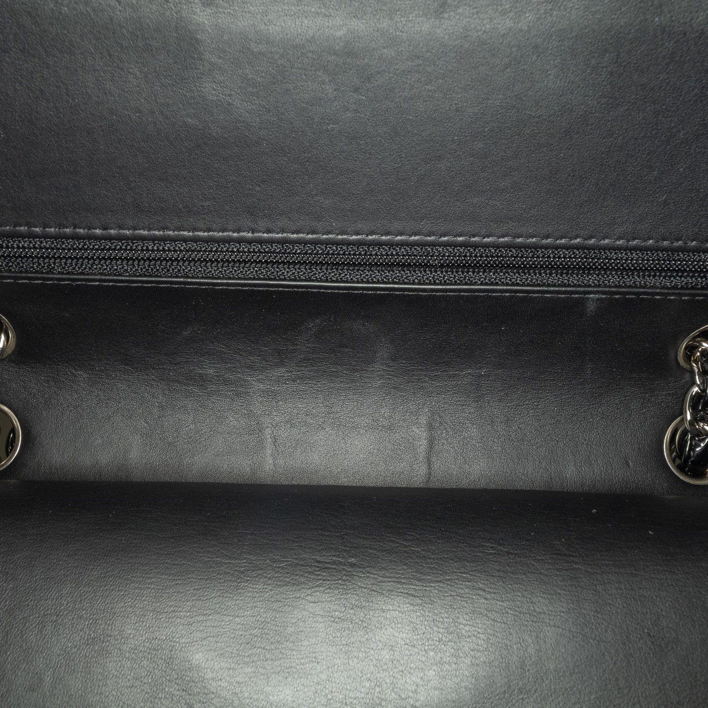 Chanel Medium Classic Patent Double Flap (SHG-60TH8D)
