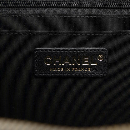 Chanel Medium Crumpled Calfskin Vanity Case (SHG-tJJn02)