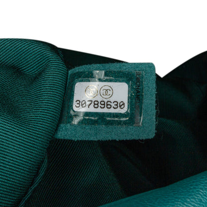 Chanel Medium Lambskin 19 Flap (SHG-EDg0IF)