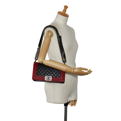 Chanel Medium Lambskin Boy Bicolor Flap Bag (SHG-rAk6LZ)