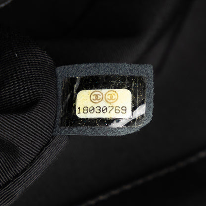 Chanel Medium Lambskin Boy Bicolor Flap Bag (SHG-rXdhO4)