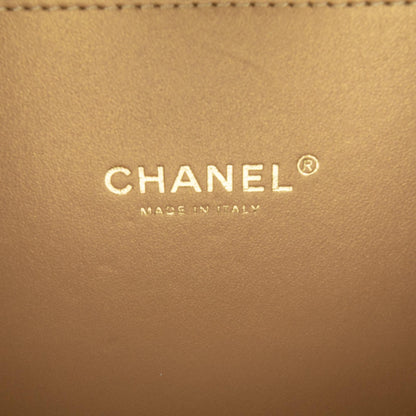 Chanel Medium Lambskin Golden Plate Vanity Case (SHG-c6SzIL)