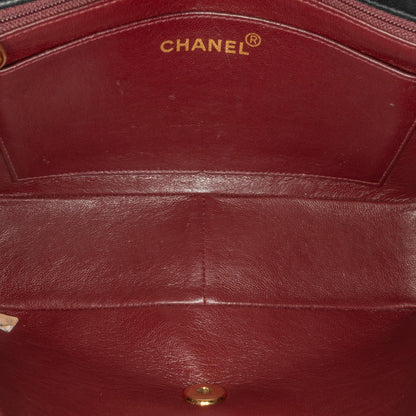 Chanel Medium Lambskin Vertical Border Flap (SHG-9mygPC)