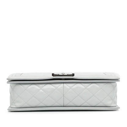 Chanel Medium Patent Boy Flap (SHG-xNr2HC)
