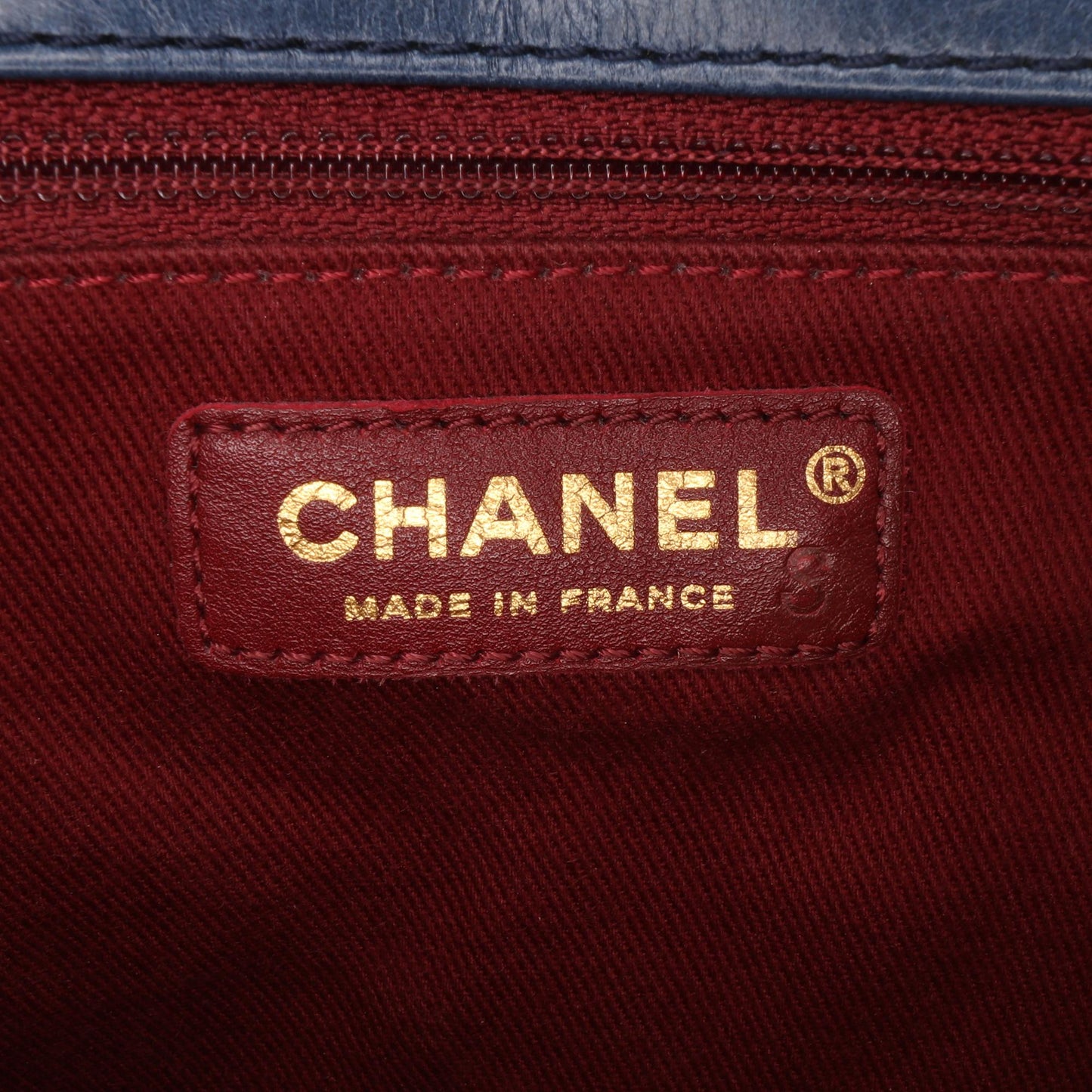 Chanel Medium Quilted Glazed Calfskin Bubble CC Flap
