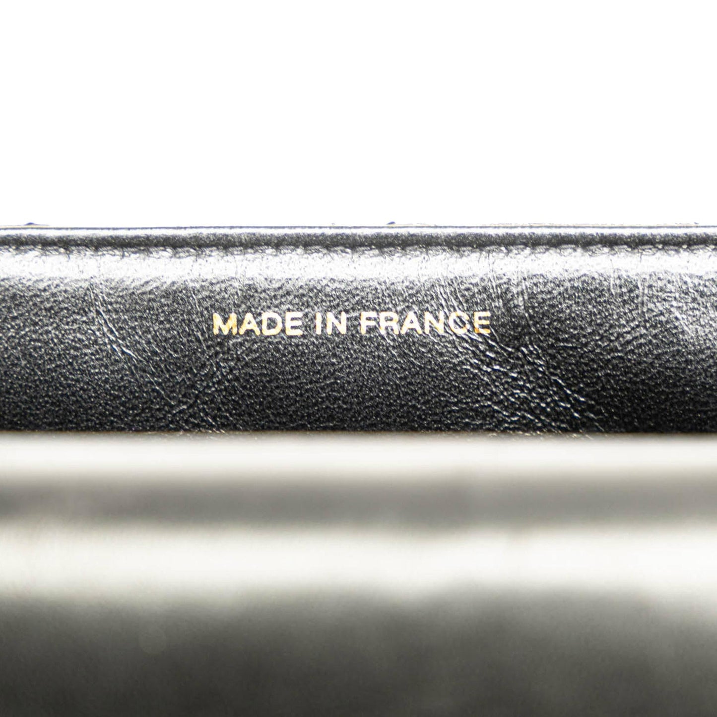 Chanel Medium Quilted Lambskin Border Single Flap (SHG-Tu2Hic)