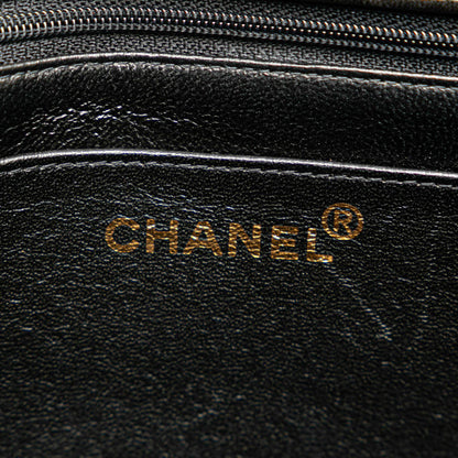Chanel Medium Quilted Lambskin Border Single Flap (SHG-Tu2Hic)