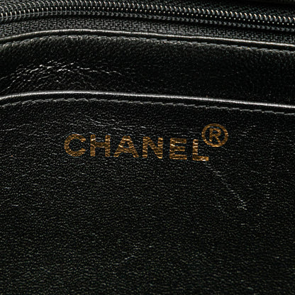 Chanel Medium Quilted Lambskin Border Single Flap (SHG-Tu2Hic)