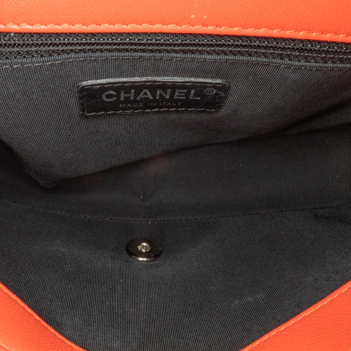 Chanel Medium Quilted Lambskin Cuba Color Flap (SHG-lYmqHQ)