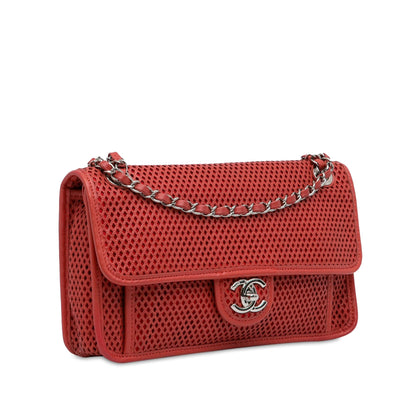 Chanel Medium Up In The Air Flap (SHG-VKAPFw)