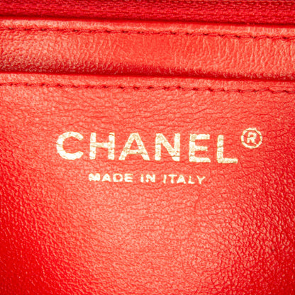 Chanel Mini Chevron Quilted Lambskin Rectangular Flap Bag (SHG-rXZBco)