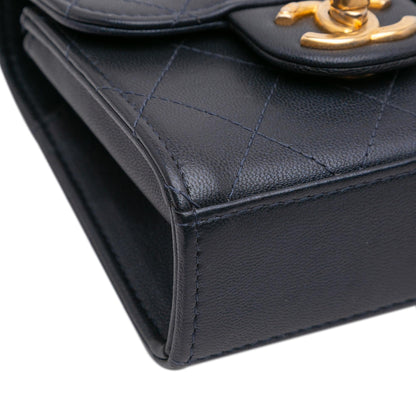 Chanel Mini Goatskin Chic Pearls Clutch On Chain